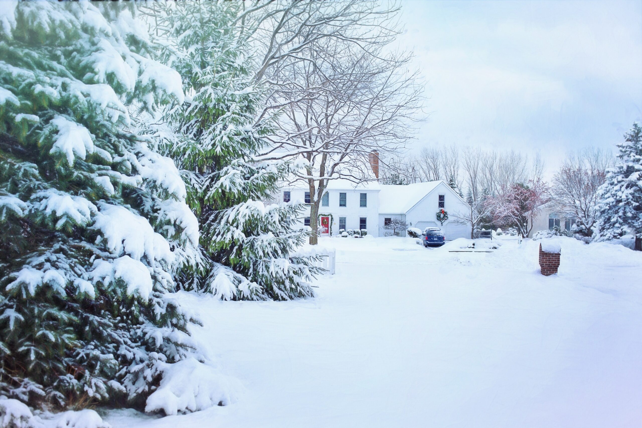 How Do Snow & Ice Impact Your Roof?